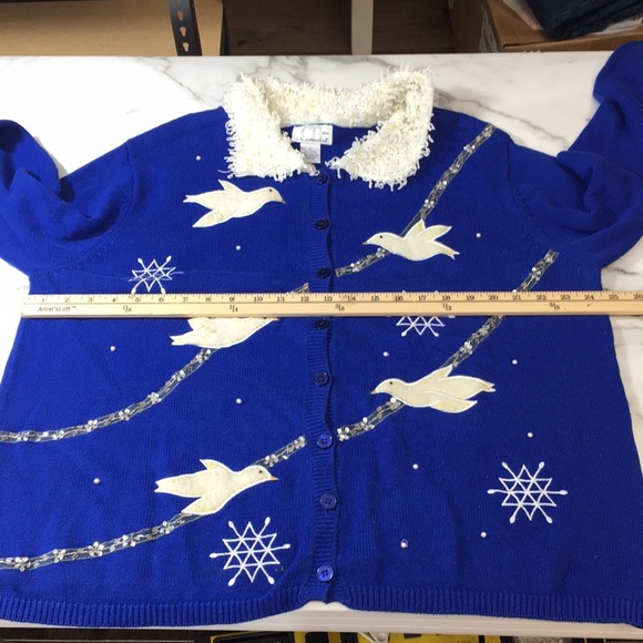 CB Plus Collections Blue Dove Knit Cardigan Womens 2X Holiday Beaded Sweater - Picture 8 of 10